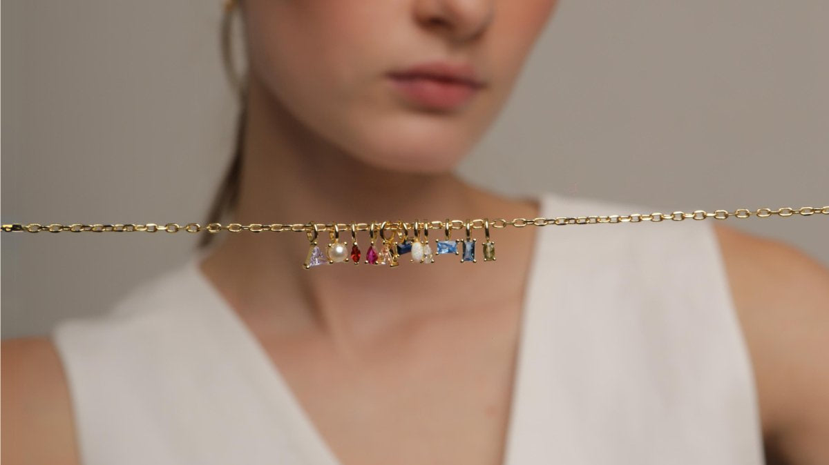 DESCUBRE TU BIRTHSTONE: LA JOYA QUE REFLEJA TU ESENCIA - Malandra Jewelry