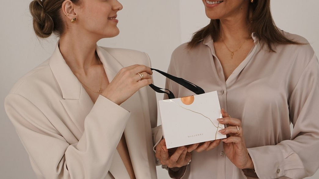 GUÍA DE REGALOS PARA MAMÁ 2023 - Malandra Jewelry