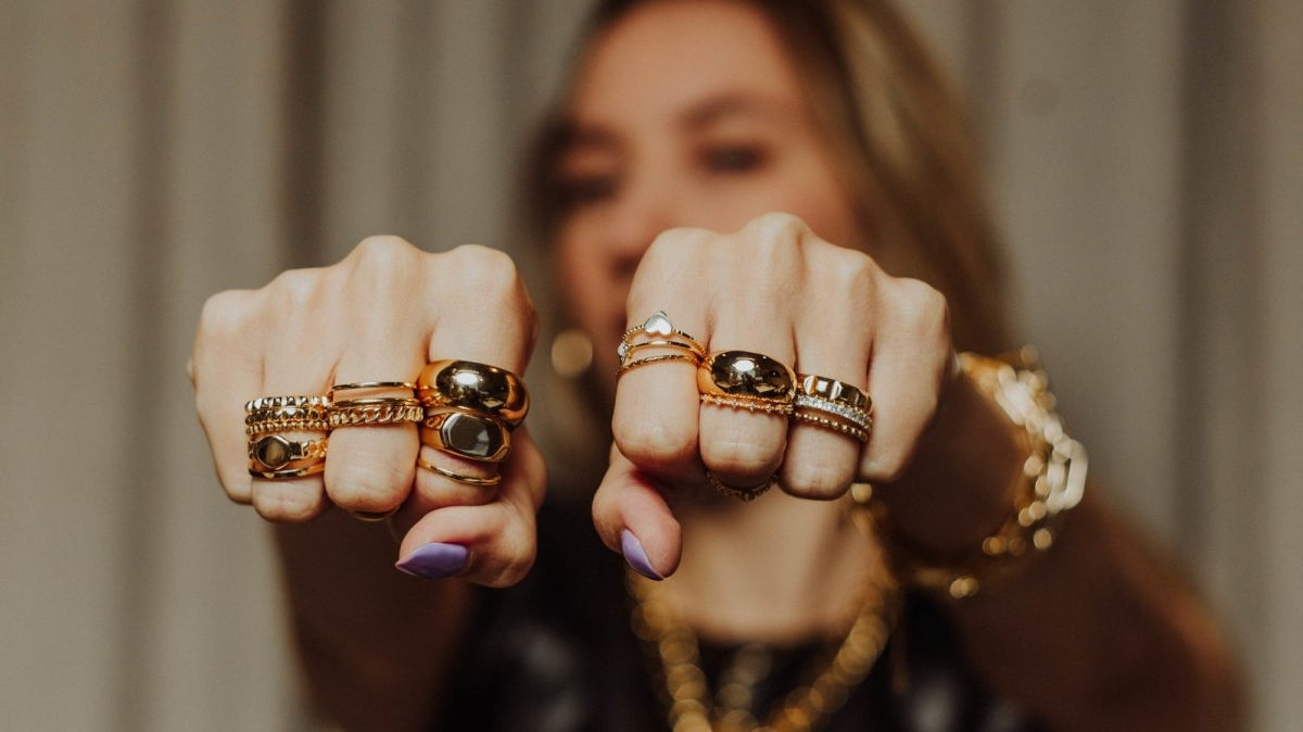 Style Guide: ¿Cómo armar el perfecto ring stacking? - Malandra Jewelry