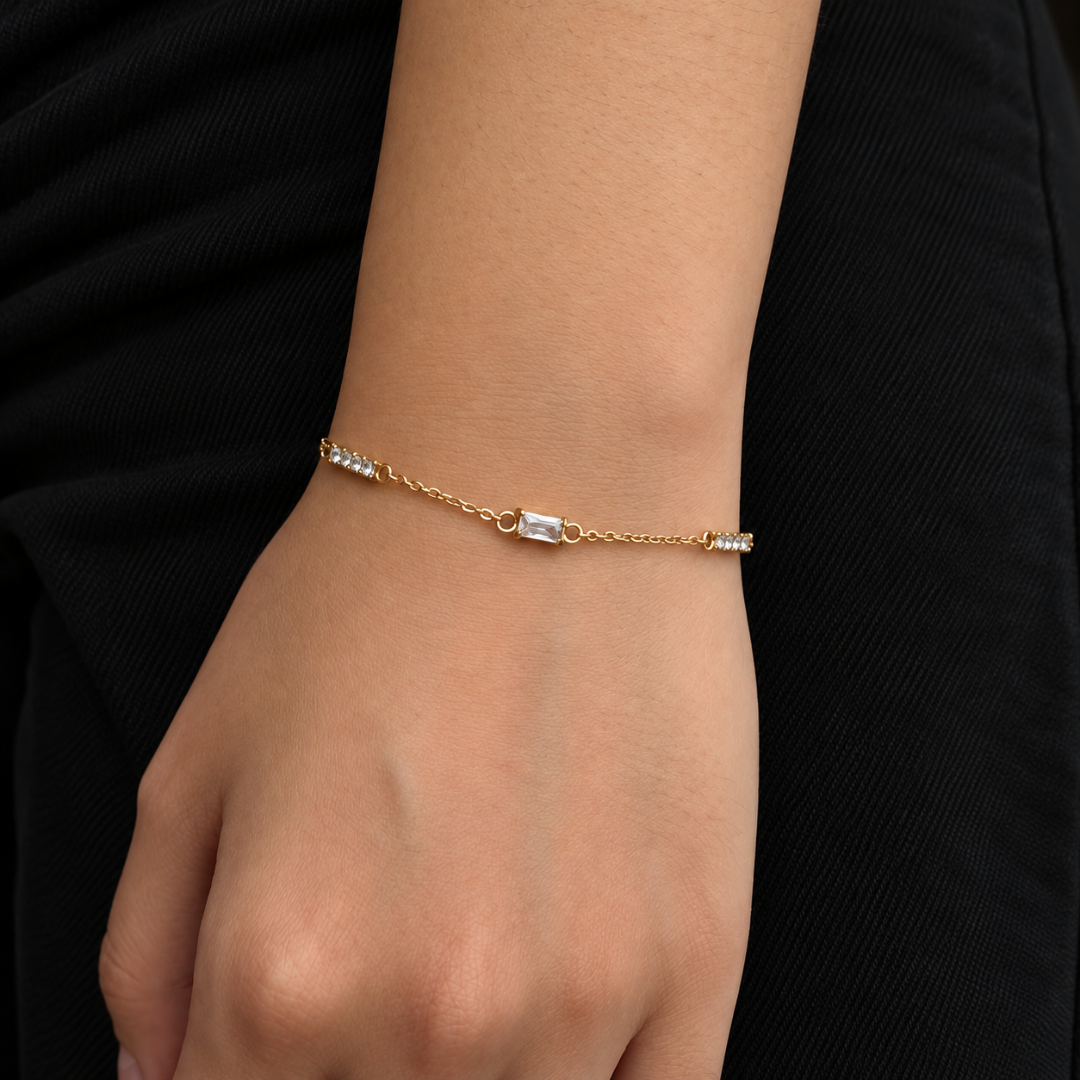 Gold Dainty Baguette Bracelet