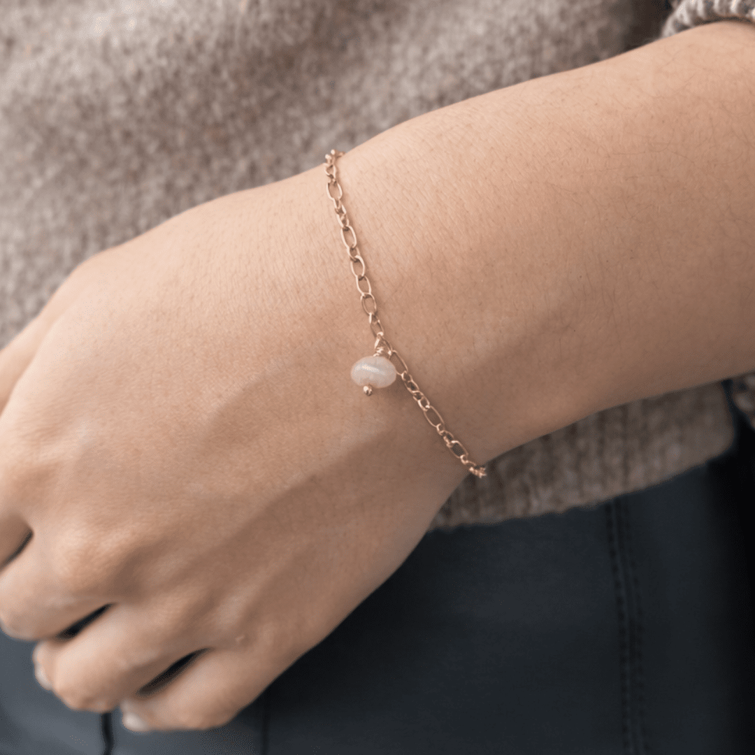 BLUSH QUARTZ GRATITUDE BRACELET - PULSERAS - Malandra Jewelry - TP2211
