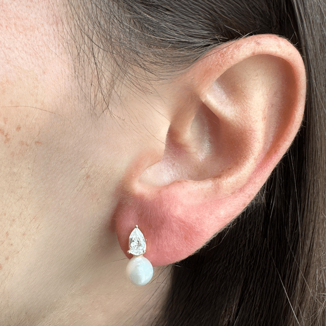 CRYSTAL PEARL GLOW EARRINGS - ARETES - Malandra Jewelry - ZWA48 - QX02581CY