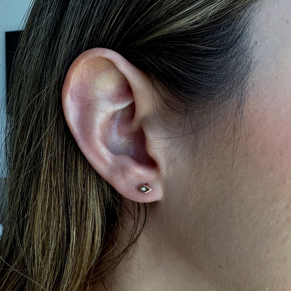 DIAMOND RHOMBUS GOLD PIERCING - ARETES - Malandra Jewelry - SNA29 - DER - 4834 - 1