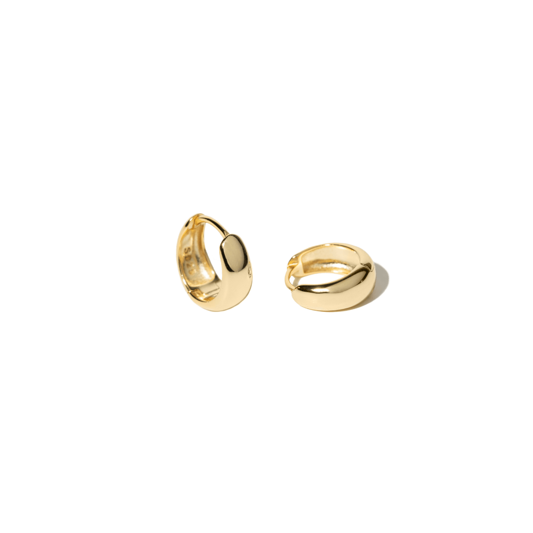DOME MILANO GOLDEN HUGGIES - ARETES - Malandra Jewelry - EAWA62 - AAE089 - 2