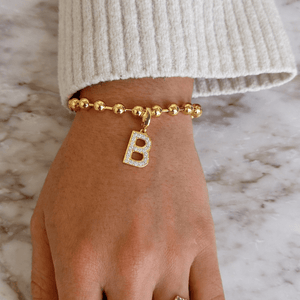 GOLD INITIAL BEADS BRACELET - PULSERAS - Malandra Jewelry - EYHP136.B