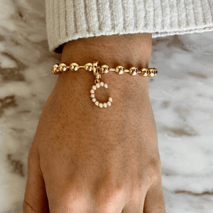 GOLD INITIAL BEADS BRACELET - PULSERAS - Malandra Jewelry - EYHP136.C
