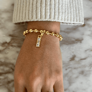 GOLD INITIAL BEADS BRACELET - PULSERAS - Malandra Jewelry - EYHP136.I