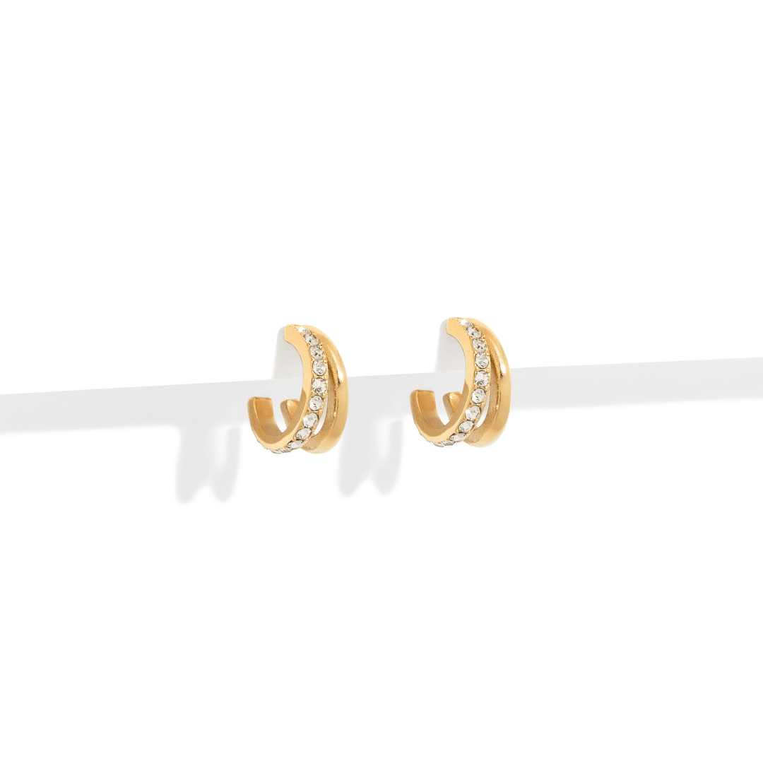 GOLD SPARK CURVE HUGGIES - ARETES - Malandra Jewelry - EUWA292-JDE0307045