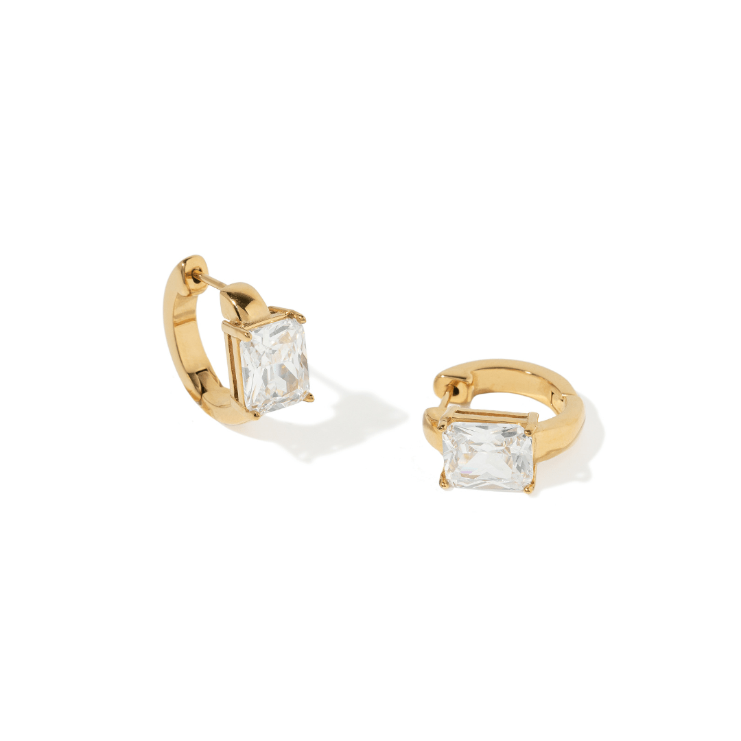 GOLDEN CRYSTAL HUGGIES - ARETES - Malandra Jewelry - EUWA319-JDE0108026-1