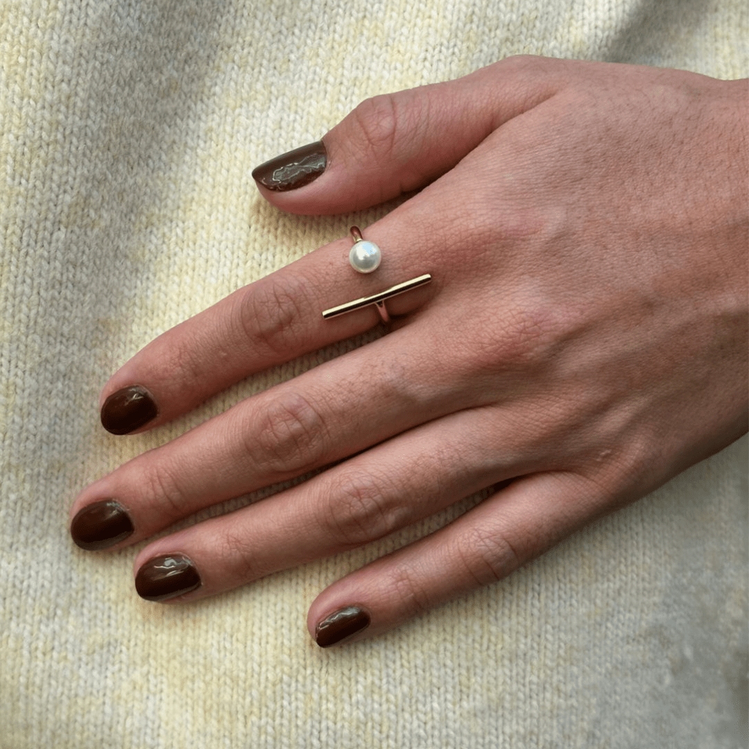 GOLDEN DUALITY PEARL RING - ANILLOS - Malandra Jewelry - EVFR63.6-RSS0167G