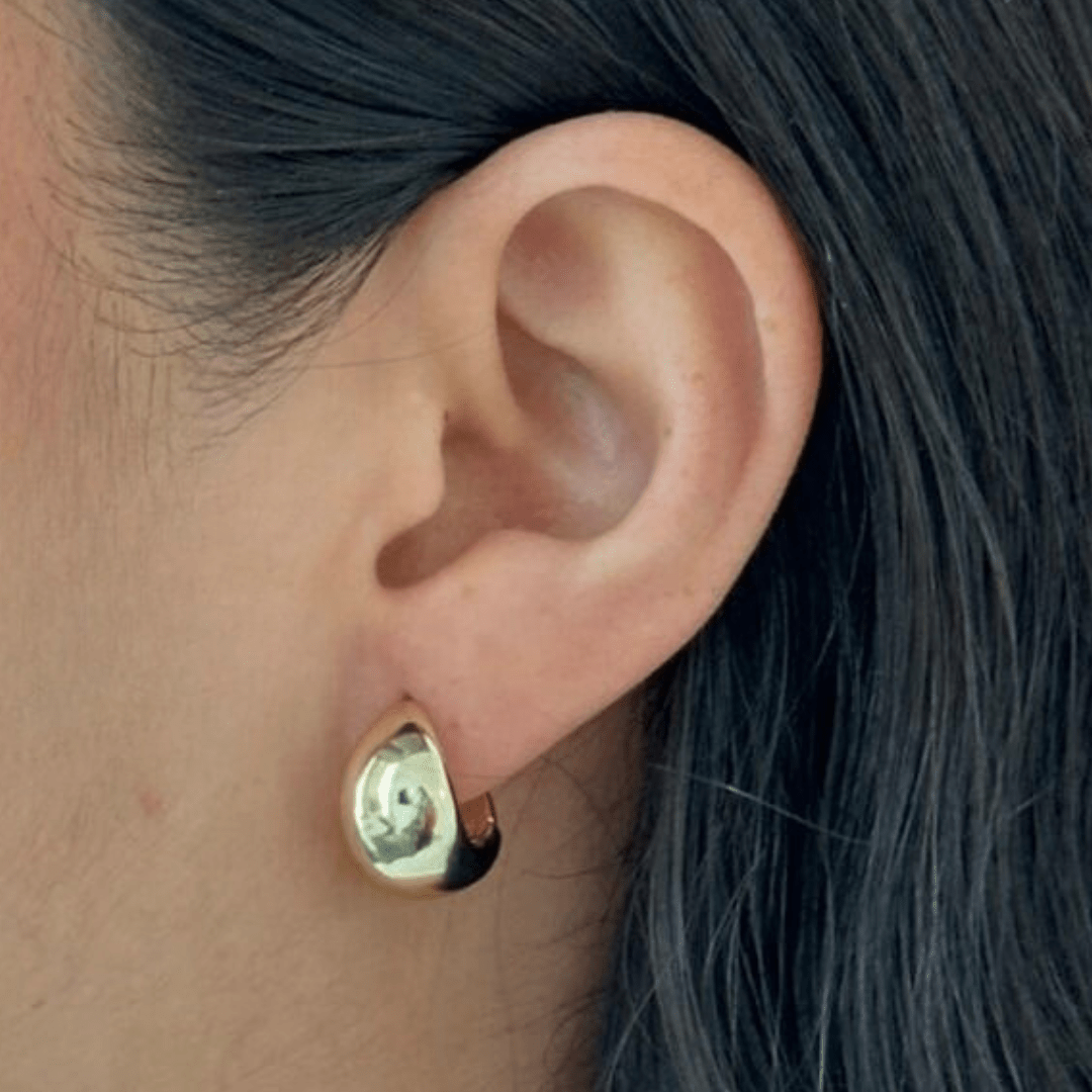 GOLDEN GLEAM DROP HOOPS - ARETES - Malandra Jewelry - ZWA120-QX06555