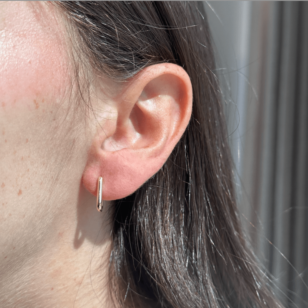 GOLDEN GLOW LINK HOOPS - ARETES - Malandra Jewelry - ZOA6 - YG08208IOZ4