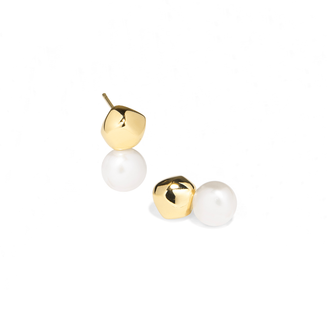 GOLDEN PEARL GLEAM EARRINGS - ARETES - Malandra Jewelry - ZOA17 - N17708IOZB