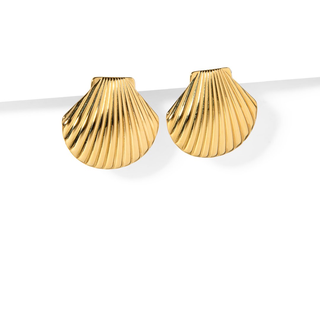 GOLDEN SCALLOP EARRINGS - ARETES - Malandra Jewelry - EUWA35 - JDEW2307045