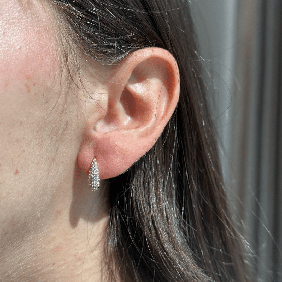 GOLDEN SHIMMER HOOPS - ARETES - Malandra Jewelry - ZOA4 - N15544I8Z