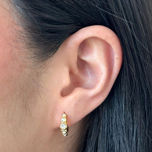 HALO GLOW HOOPS - ARETES - Malandra Jewelry - EUWA458-JDE0312242