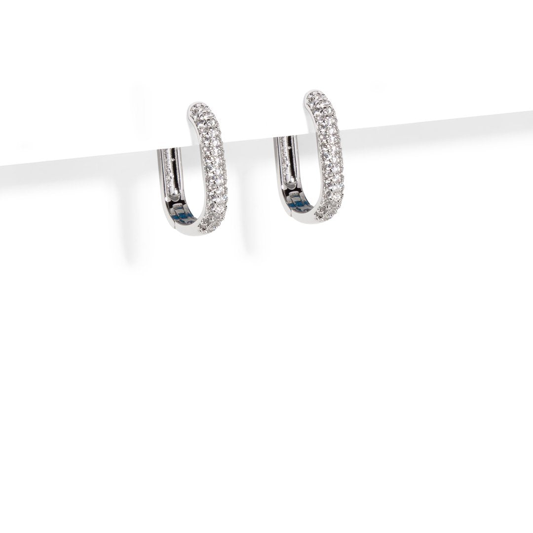 LINK OVAL PAVE SILVER HUGGIES - ARETES - Malandra Jewelry - ICA442.P