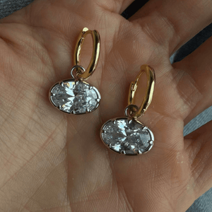 Luxe Oval Glow Hoops - ARETES - Malandra Jewelry - LGA32-E-D15060