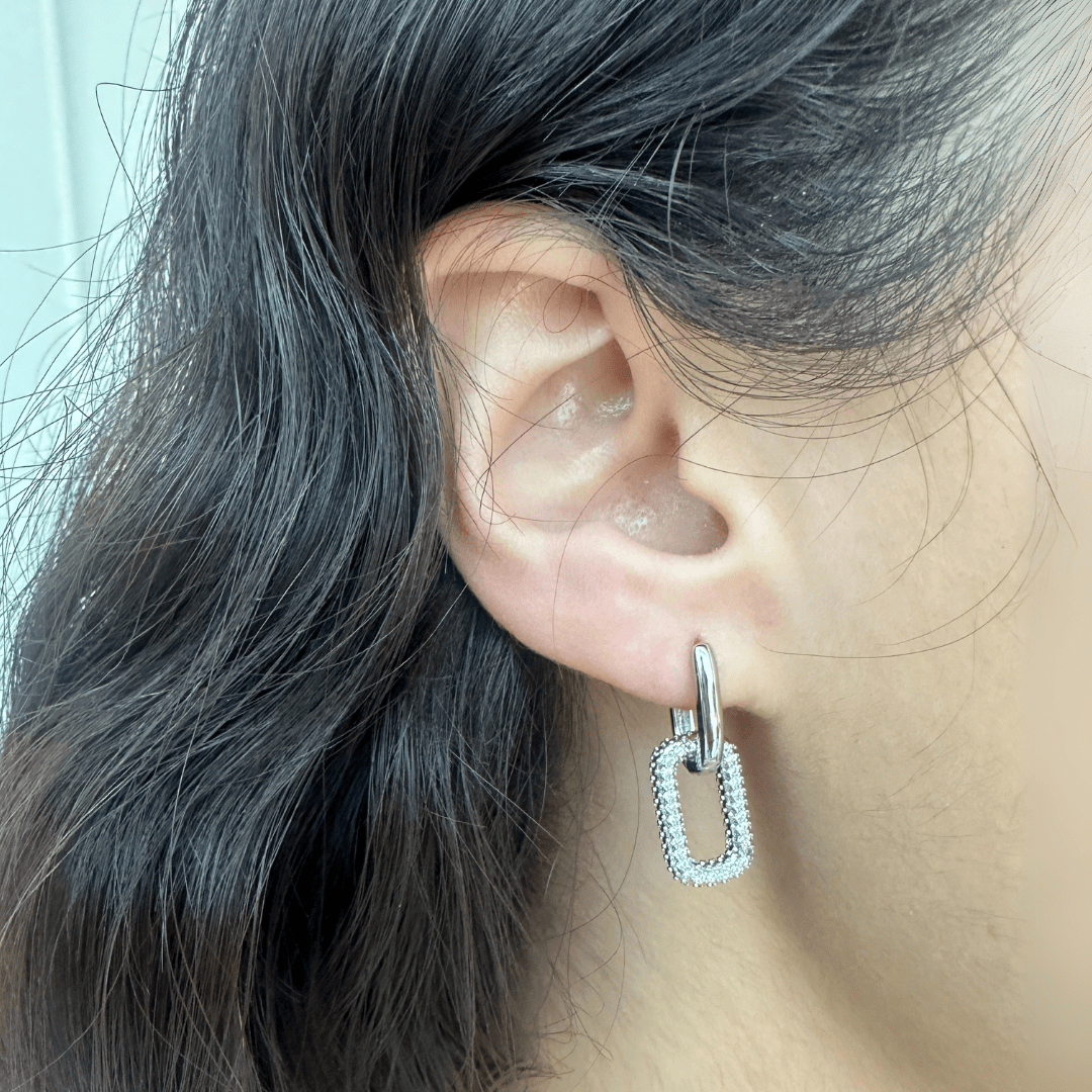 MILANO CLIP SILVER PAVE EARRINGS - ARETES - Malandra Jewelry - EA6293.P - DZ10204020975A - 4