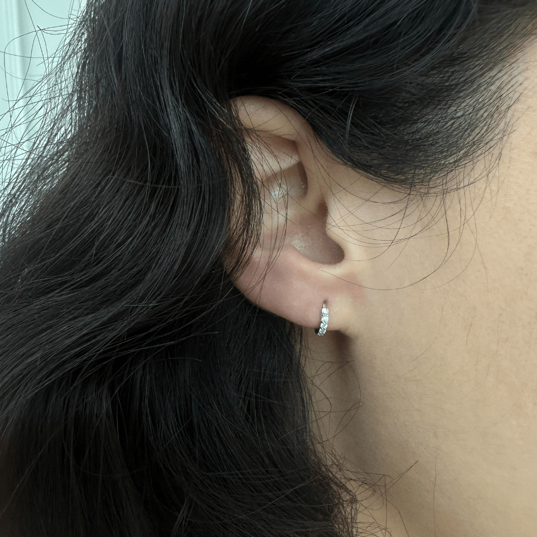 MINI SILVER GLOW HOOPS - ARETES - Malandra Jewelry - ERA144.P - 60204800801A