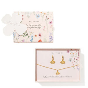 MOM’S TIMELESS ORCHID GIFT SET - SETS DE REGALO - Malandra Jewelry - SET219-ICA567/ICC570