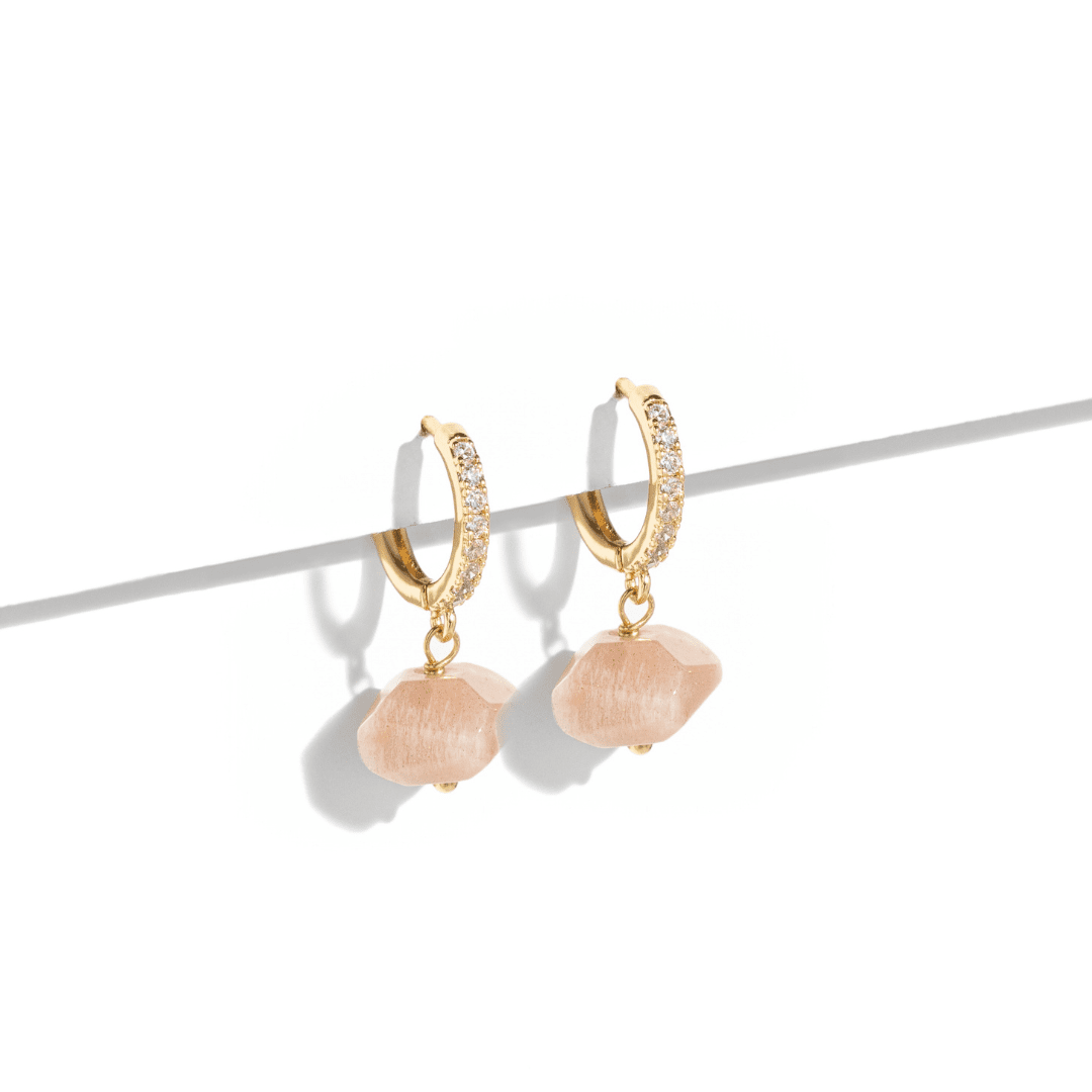 ORANGE MOONSTONE GRATITUDE HOOPS - ARETES - Malandra Jewelry - TA2215