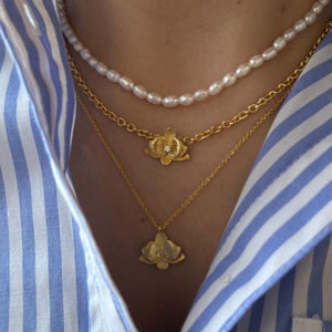 ORCHID FLOWER NECKLACE - COLLARES - Malandra Jewelry - ICC529