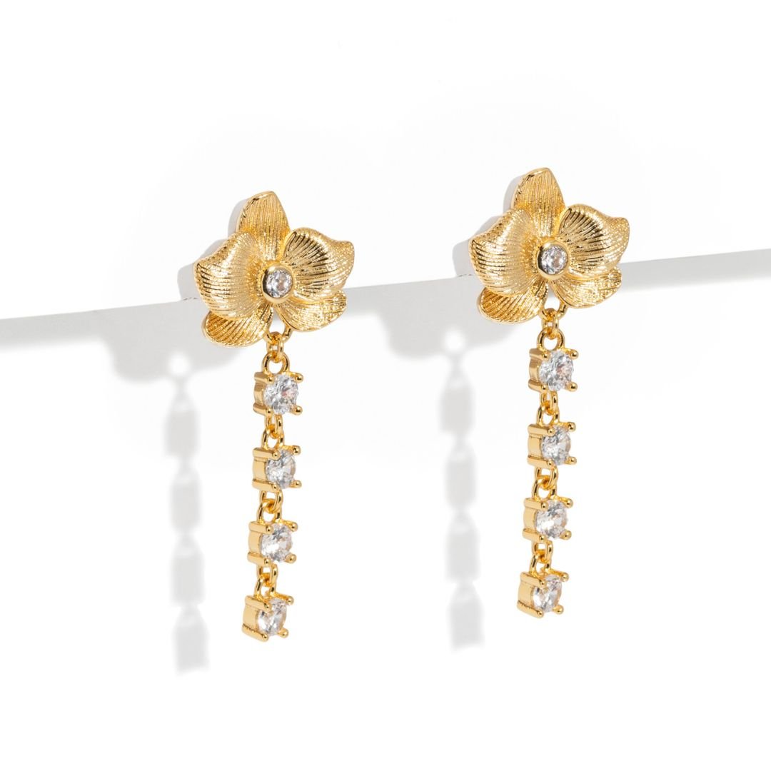 ORCHID GLOW CASCADE STUDS - ARETES - Malandra Jewelry - ICA563
