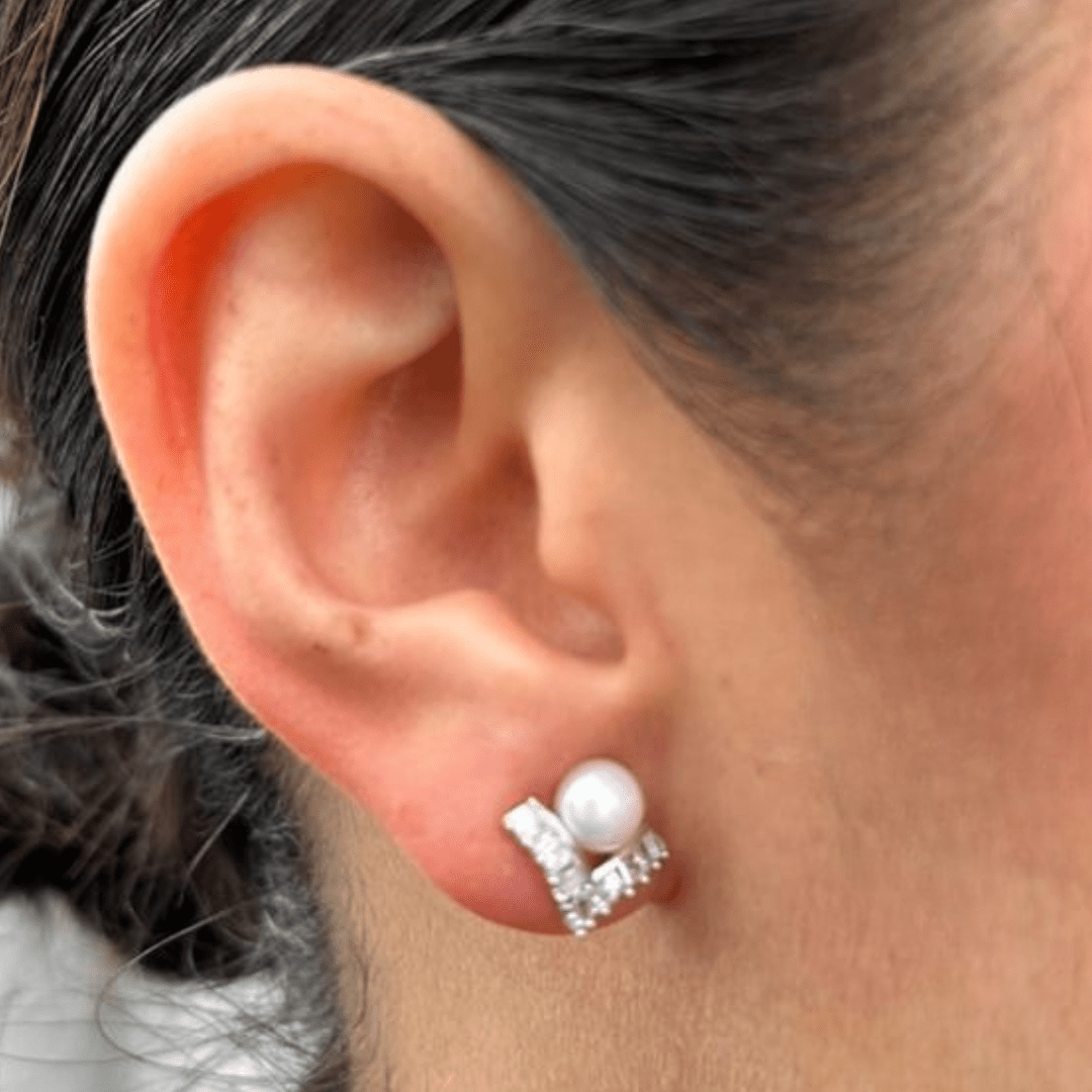 PEARL LUXE SILVER STUDS - ARETES - Malandra Jewelry - ZWA89.P-QX04635CY
