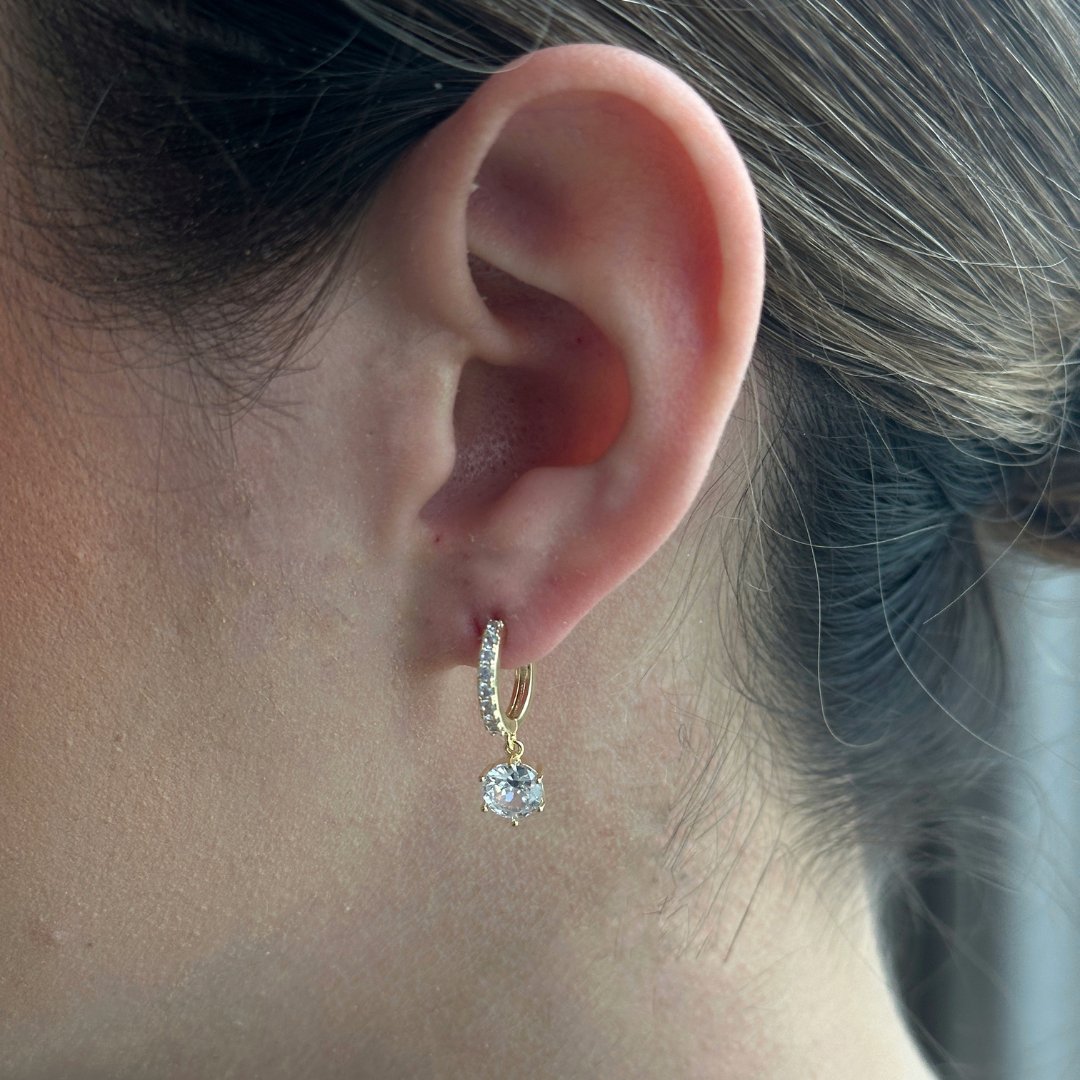 RADIANT DOT HUGGIES - ARETES - Malandra Jewelry - AA1401 - B99954