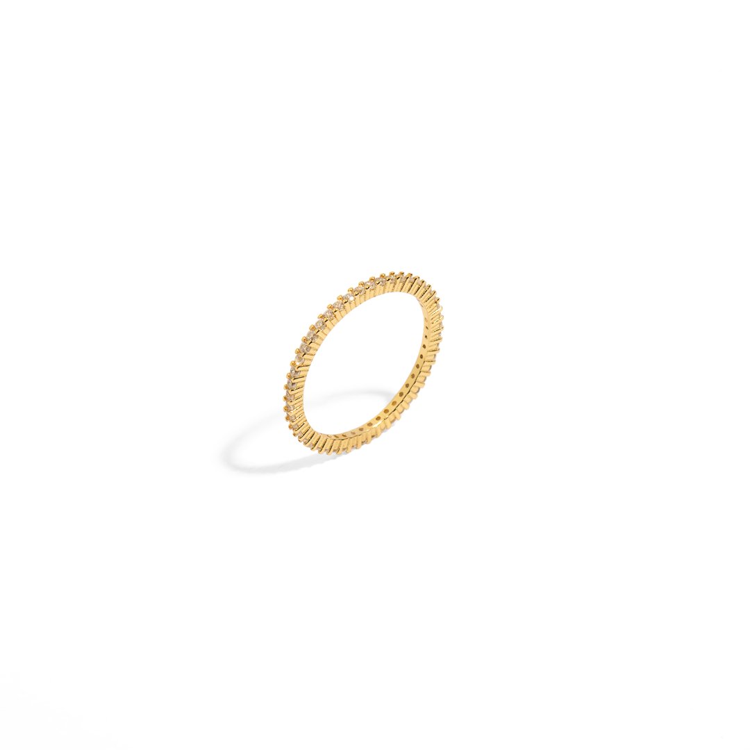SERENA DAINTY GLEAMING GOLDEN RING - ANILLOS - Malandra Jewelry - EAWR71.6 - M230828001565