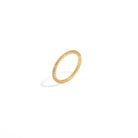 SERENA DAINTY GLEAMING GOLDEN RING - ANILLOS - Malandra Jewelry - EAWR71.6 - M230828001565