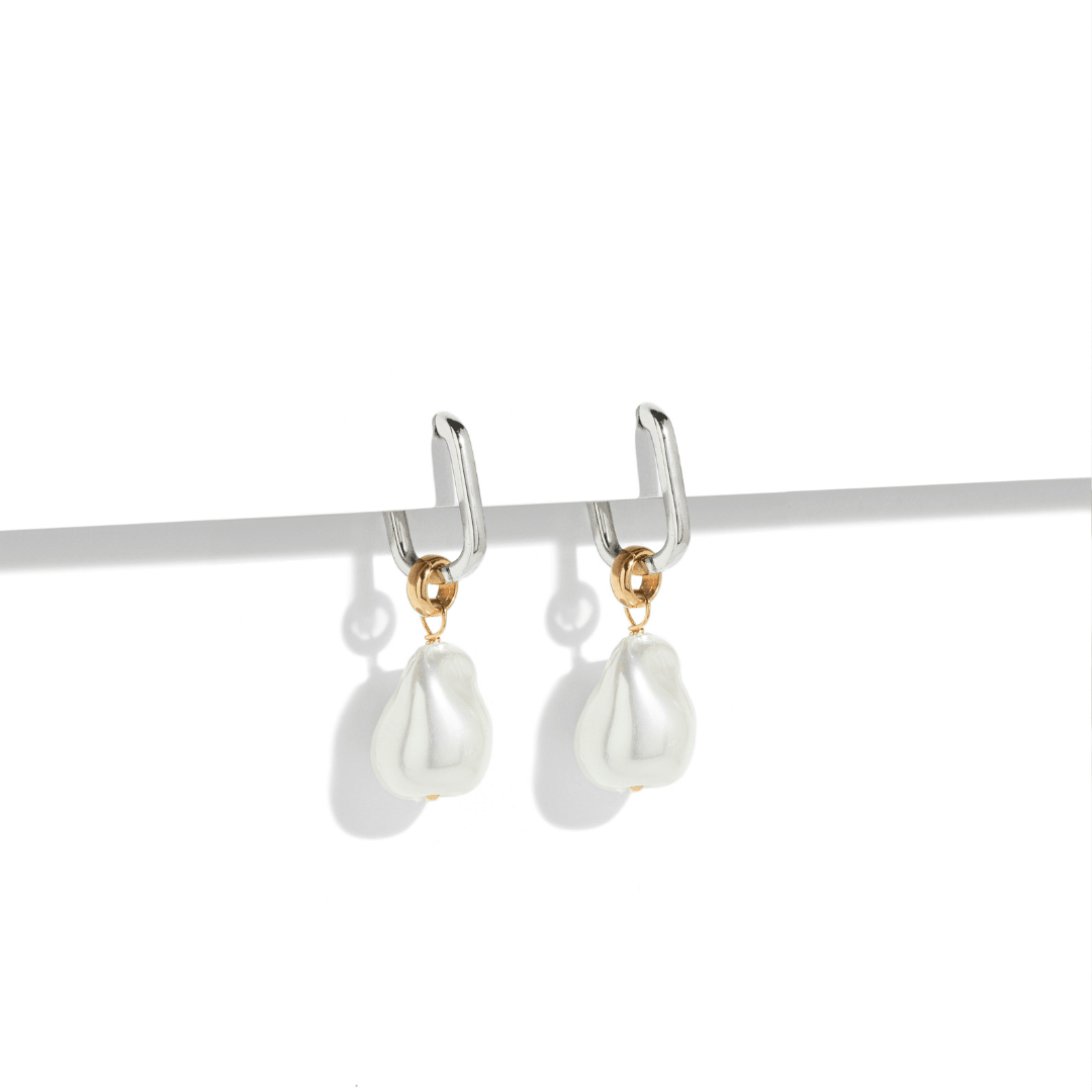 SILVER BAROQUE PEARL HOOPS - ARETES - Malandra Jewelry - TA2226