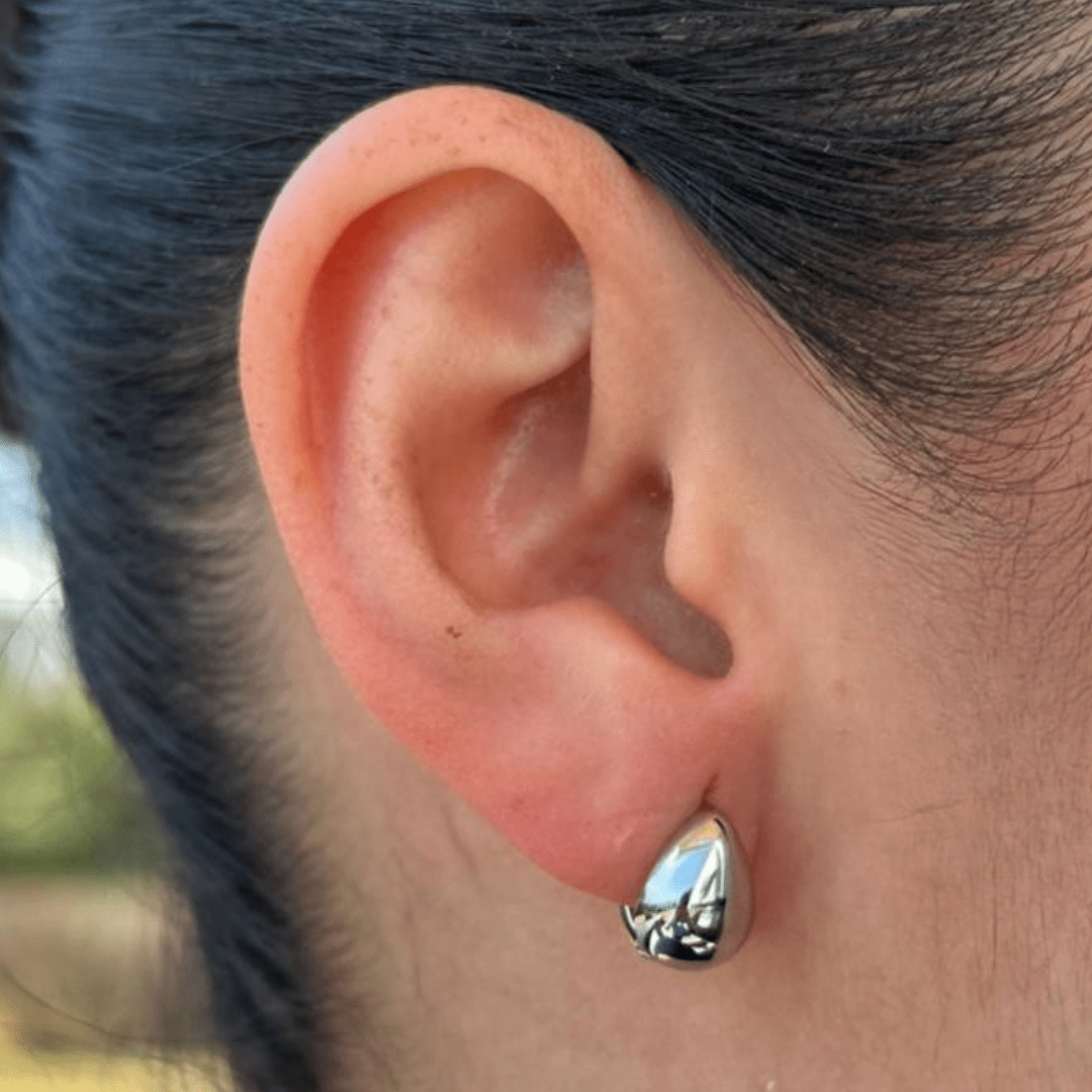 SILVER DEW HOOPS - ARETES - Malandra Jewelry - ZWA85.P-QX06466