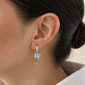 Silver Dewdrop Glow Hoops - ARETES - Malandra Jewelry - EUWA639.P-JDE0105338-S