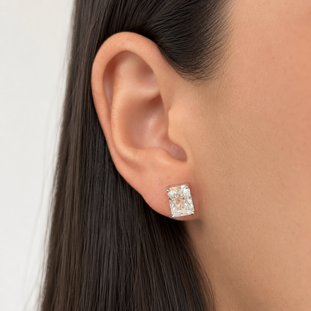 SILVER SQUARE MOISSANITE STUDS - ARETES - Malandra Jewelry - LRA6.P-SMOE06-P-6X8