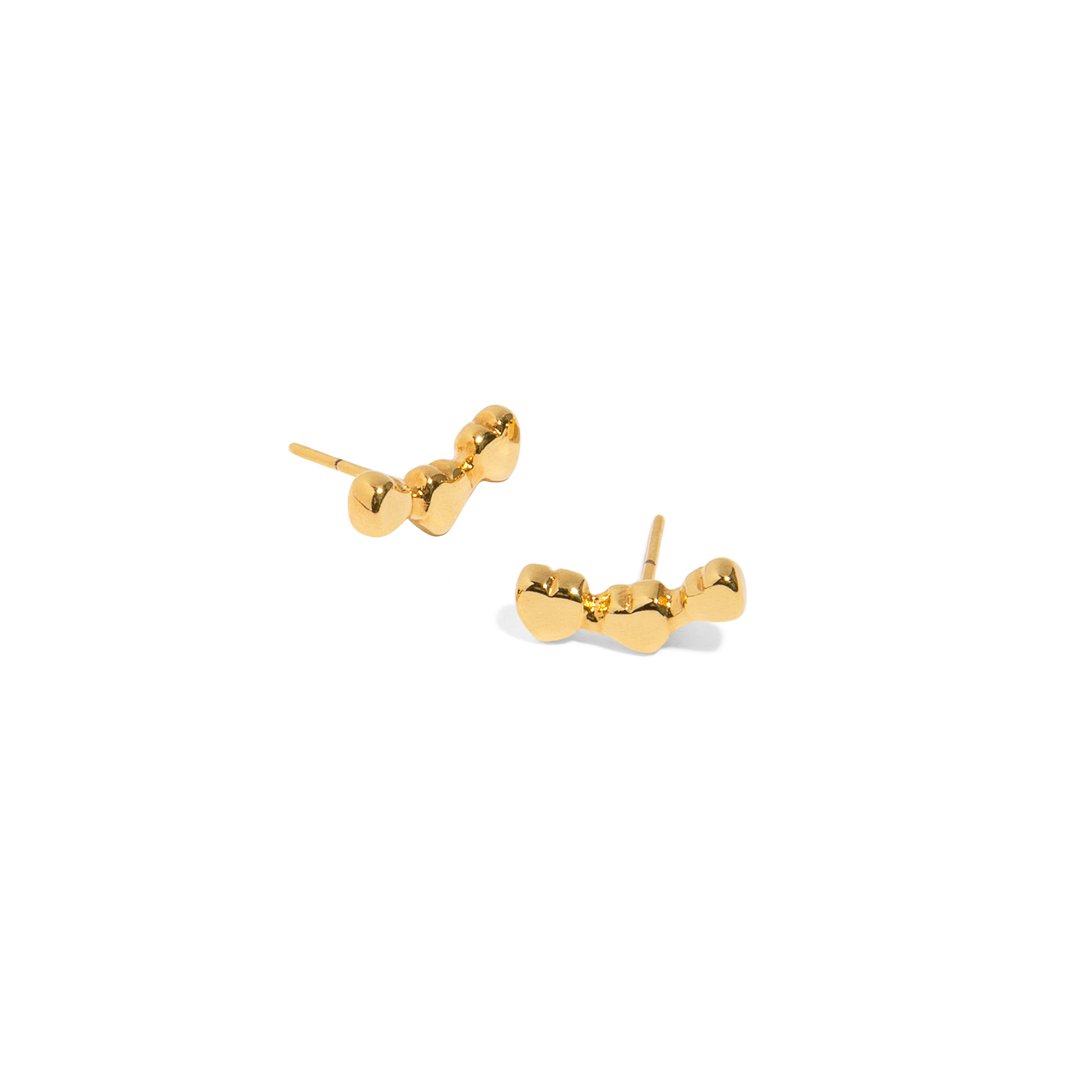 TRI GOLDEN HEART STUDS - ARETES - Malandra Jewelry - VCA208 - 3996