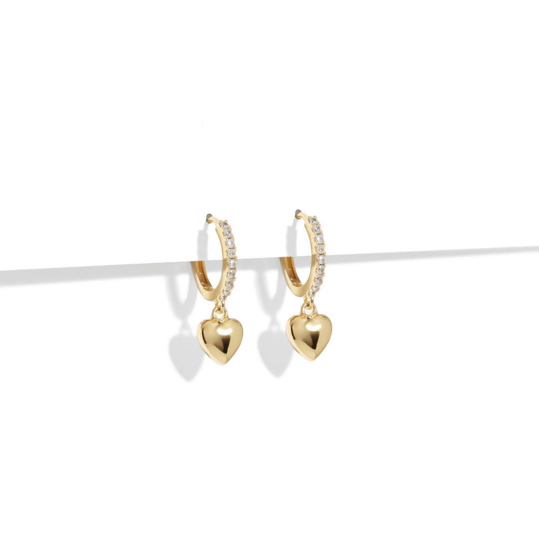 TWINKLE HEART GOLD HUGGIES - ARETES - Malandra Jewelry - ZWA90-QX01357