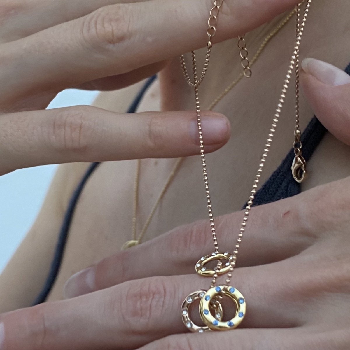 CLEAR & GOLD CHARM - DIJES - Malandra Jewelry - ICD291.D.T