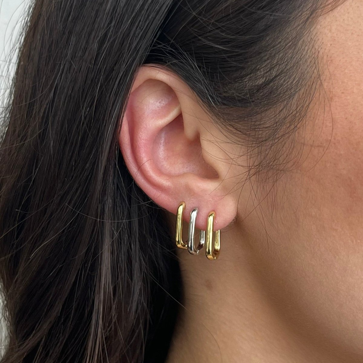ESSENTIAL DUO MIX HUGGIES SET - ARETES - Malandra Jewelry - TA1206
