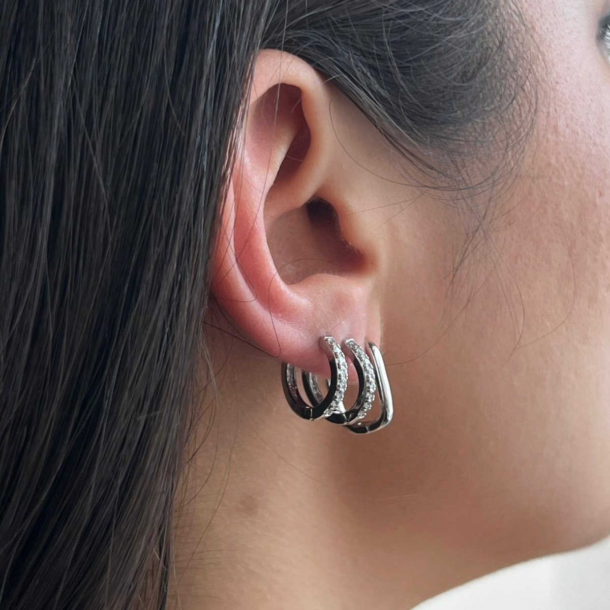 ESSENTIAL SILVER HUGGIES SET - ARETES - Malandra Jewelry - TA1204