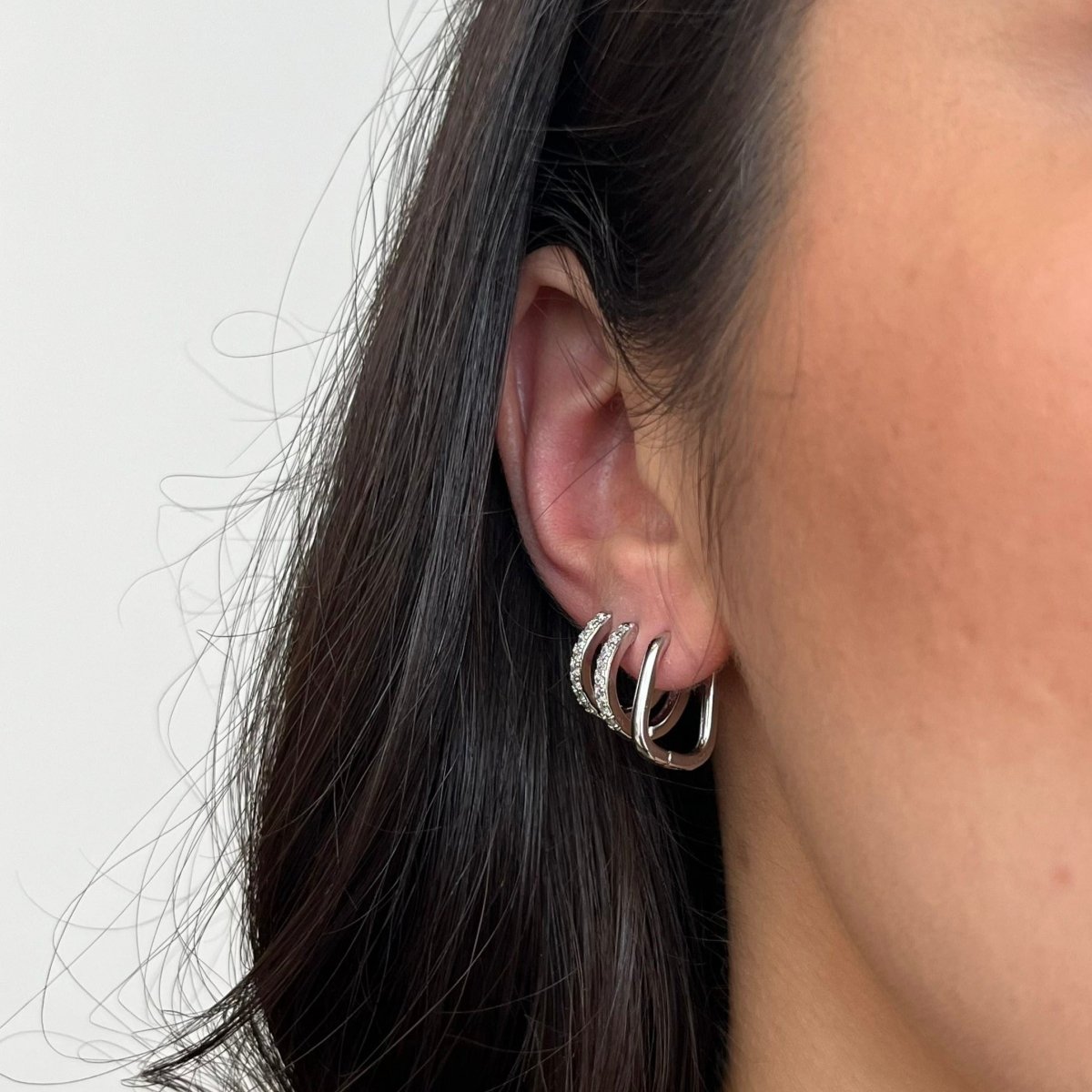 ESSENTIAL SILVER HUGGIES SET - ARETES - Malandra Jewelry - TA1204