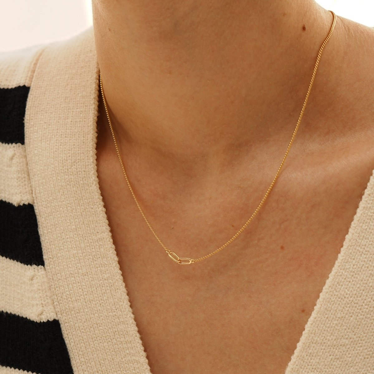 INFINITY LINKS NECKLACE - COLLARES - Malandra Jewelry - ICC411