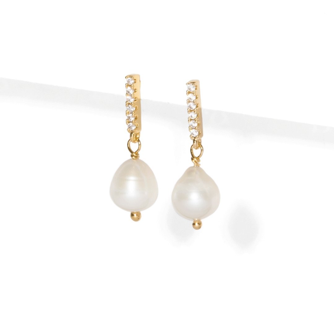 LINE DROP PEARL EARRINGS - ARETES - Malandra Jewelry - TA699