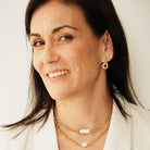 PEARLS LOOP GOLDEN HUGGIES - ARETES - Malandra Jewelry - TA794