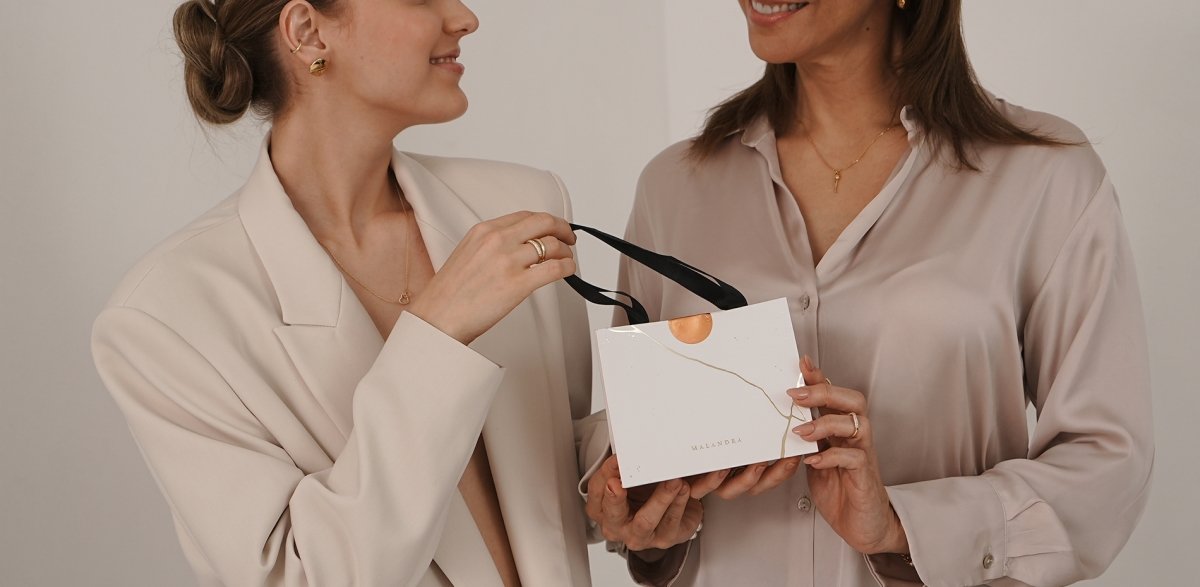 GUÍA DE REGALOS PARA MAMÁ 2023 - Malandra Jewelry