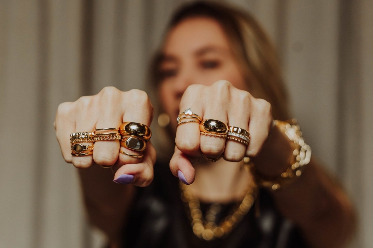 Style Guide: ¿Cómo armar el perfecto ring stacking? - Malandra Jewelry