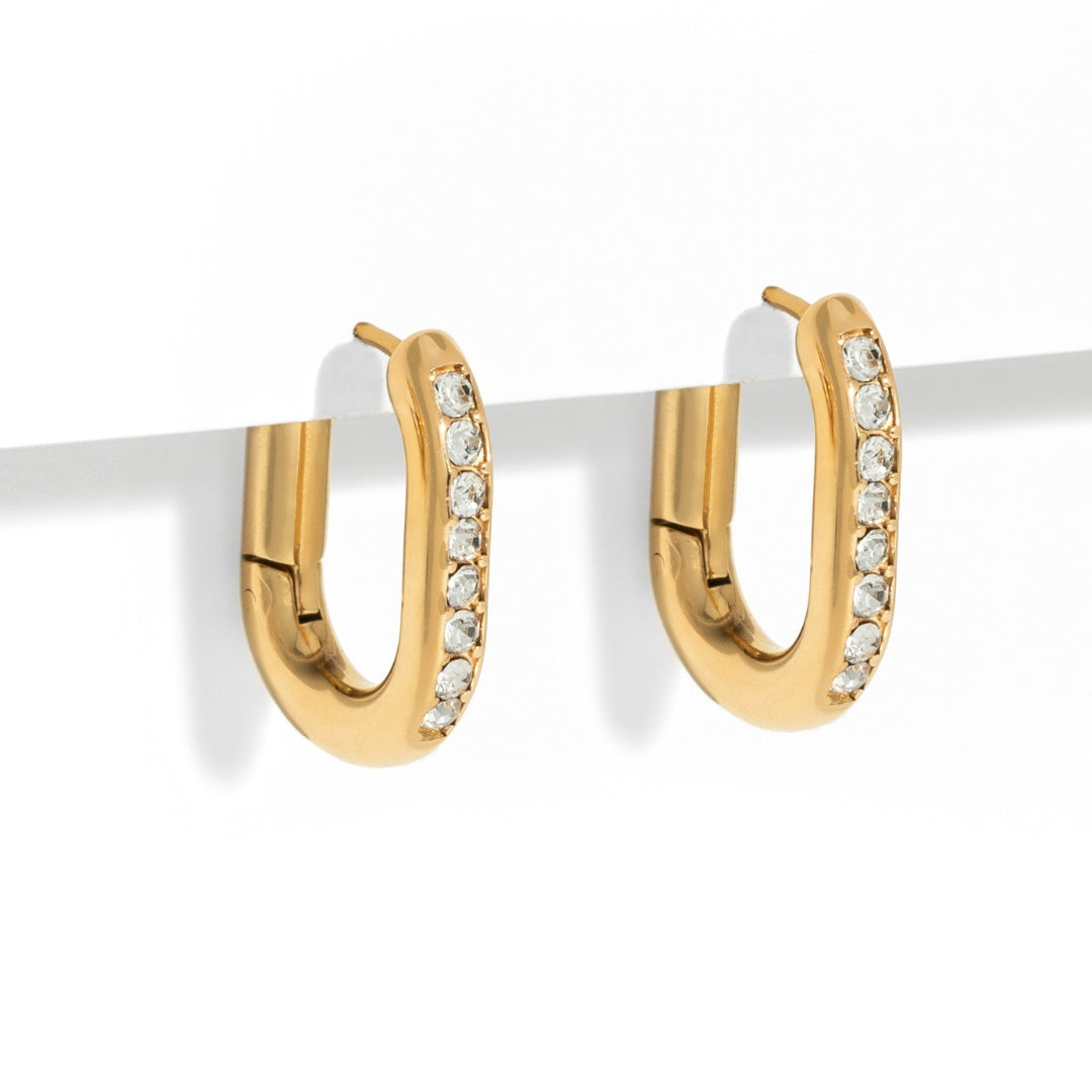 CHIC OVAL ZIRCONIA HOOPS