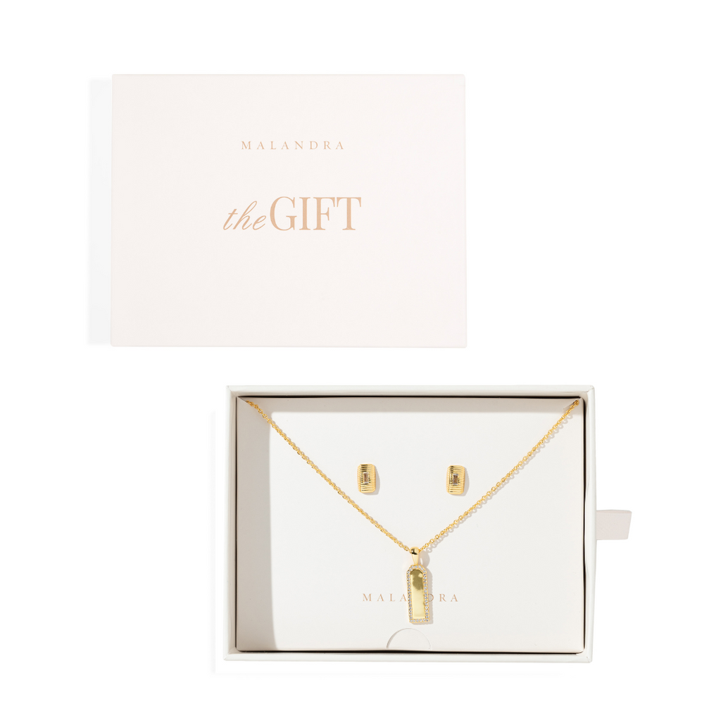 ESSENTIAL GOLDEN STAPLES GIFT SET