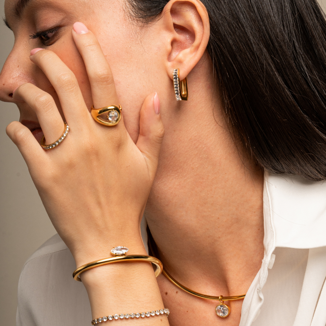 Oval Glow Gold Bracelet